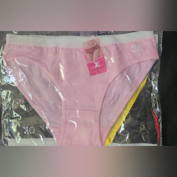 ZC- Package of 5 - New cute underwear varies in color and size - Picture 1 of 5